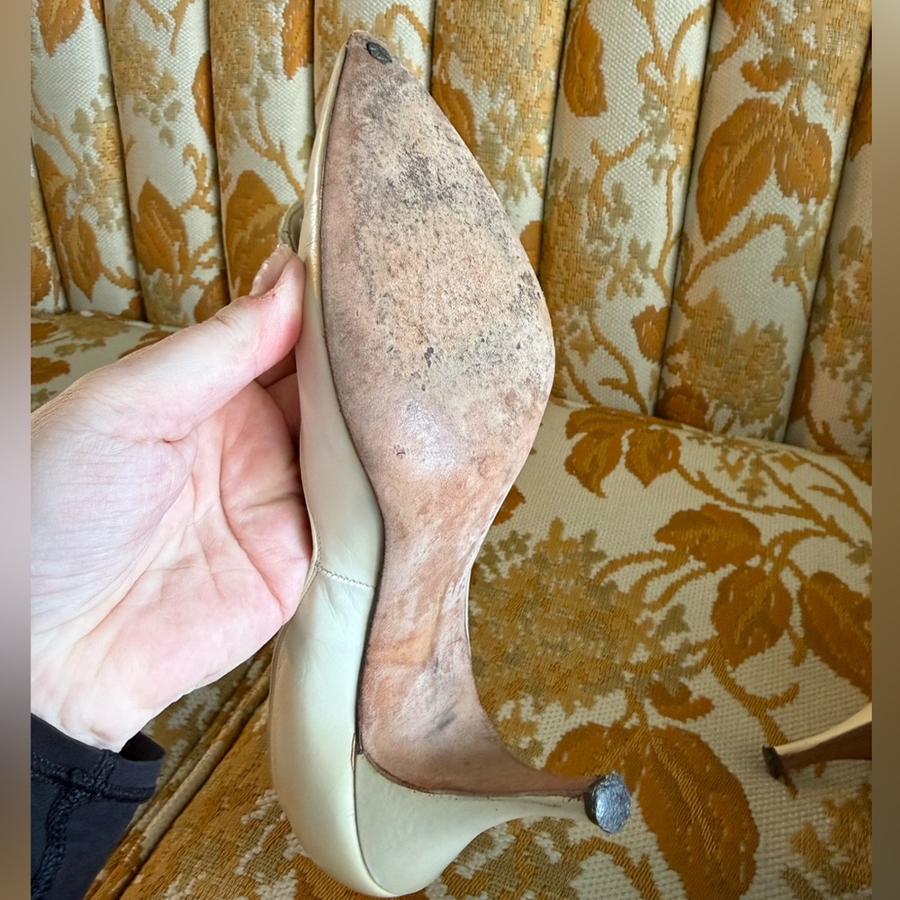 1950’s wedding shoes - Picture 2 of 3